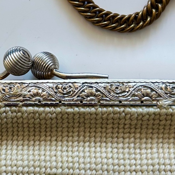 Vintage hand done Needlepoint Purse – Christine Custom Bags (Detroit, MI) Bunny - Picture 15 of 16